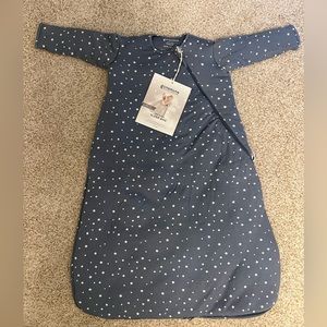 NWT Gunamuna long sleeve sleep bag 2.6 TOG